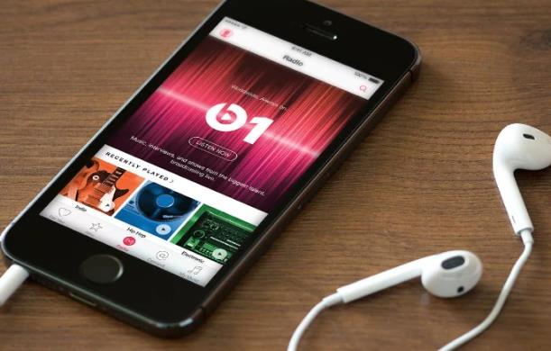 नई दिल्ली : Siri का बदला लुक और आवाज, अब 4 आवाजों को इस...