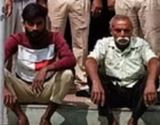 CG Crime News -: पुलिस ने एक युवक की शव बरामद किया, जांच के दौरान पुलिस ने दो आर... CG Crime News -: पुलिस ने एक युवक की शव बरामद किया, जांच के दौरान पुलिस ने दो आर...